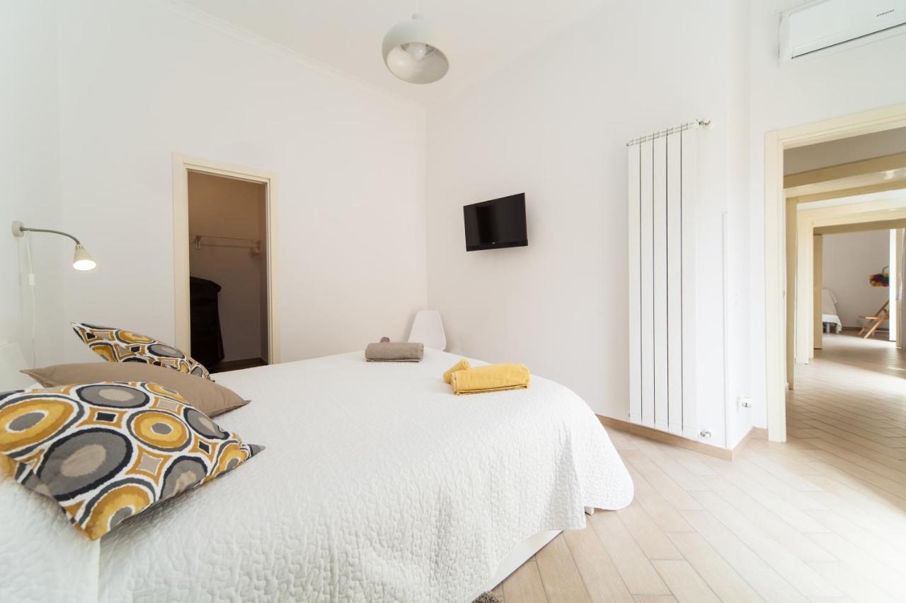 Napoli Centro Suite - Duomo Apartment Exterior photo